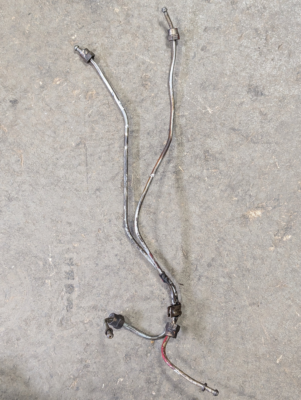 #5 & #6 Injection Lines IH International 3136382R11 3136383R11 USED
