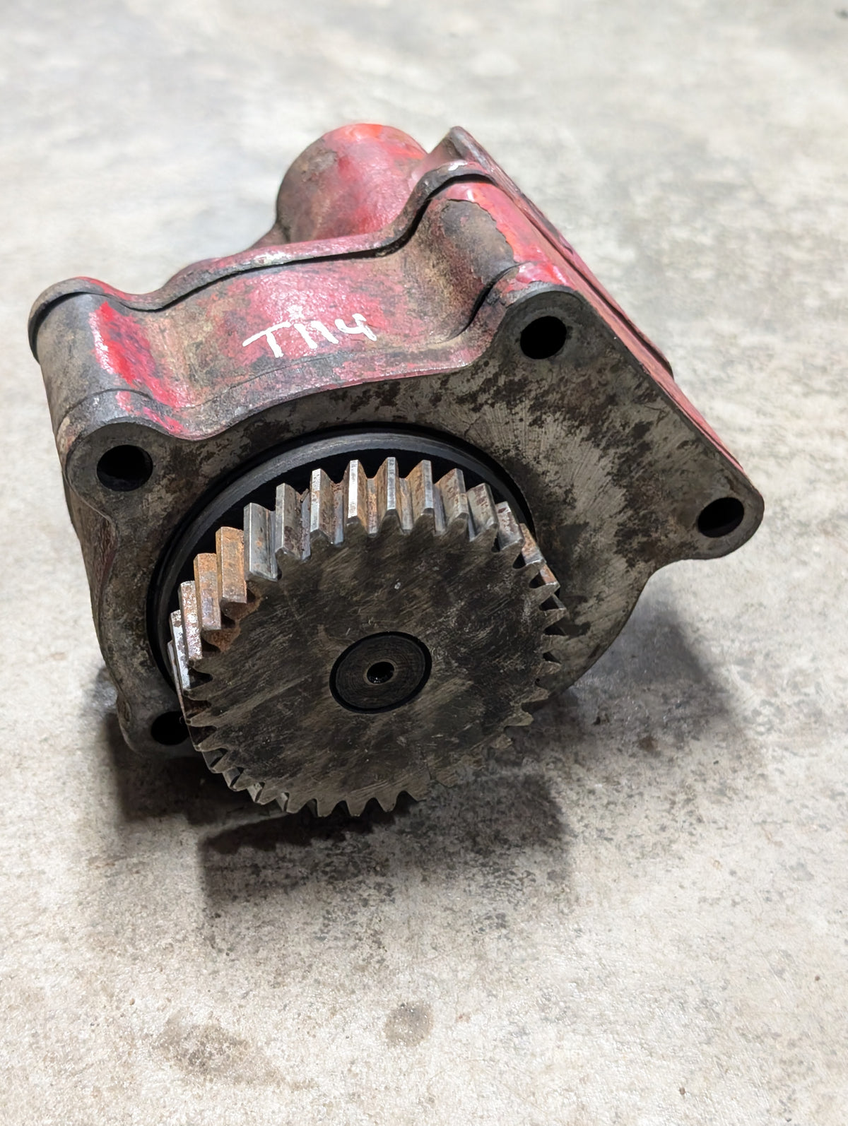 Oil Pump IH International 3136434R91 USED