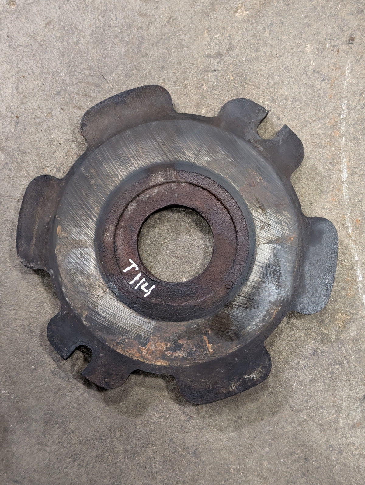 Primary Brake Plate IH International 527444R1 USED