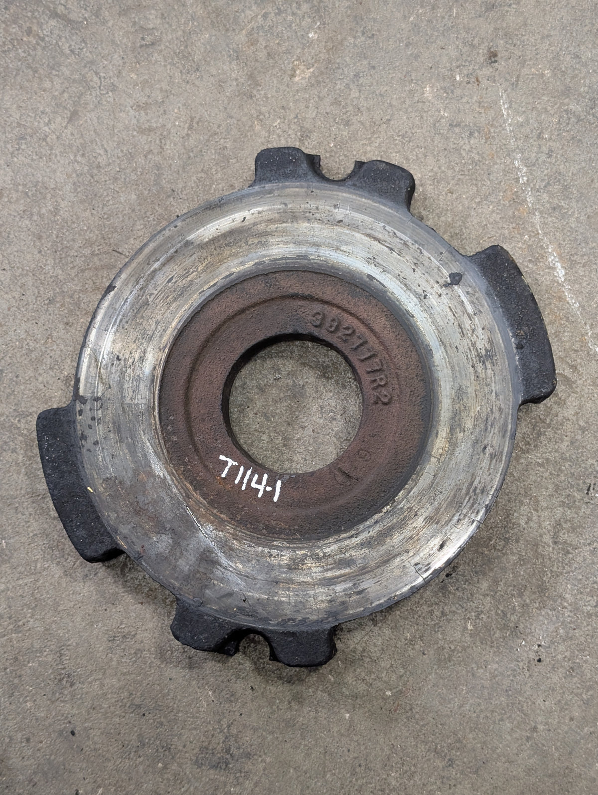Brake Intermediate Plate IH International 392777R2 USED
