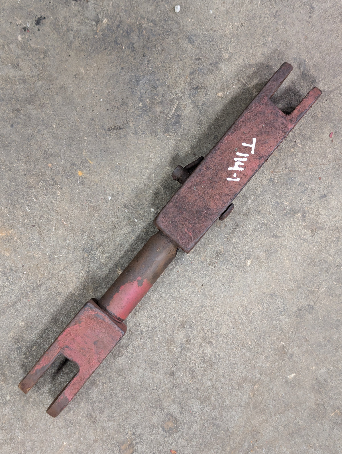 Lateral Sway Limiter IH International 406243R2 386198R1 406244R2 USED