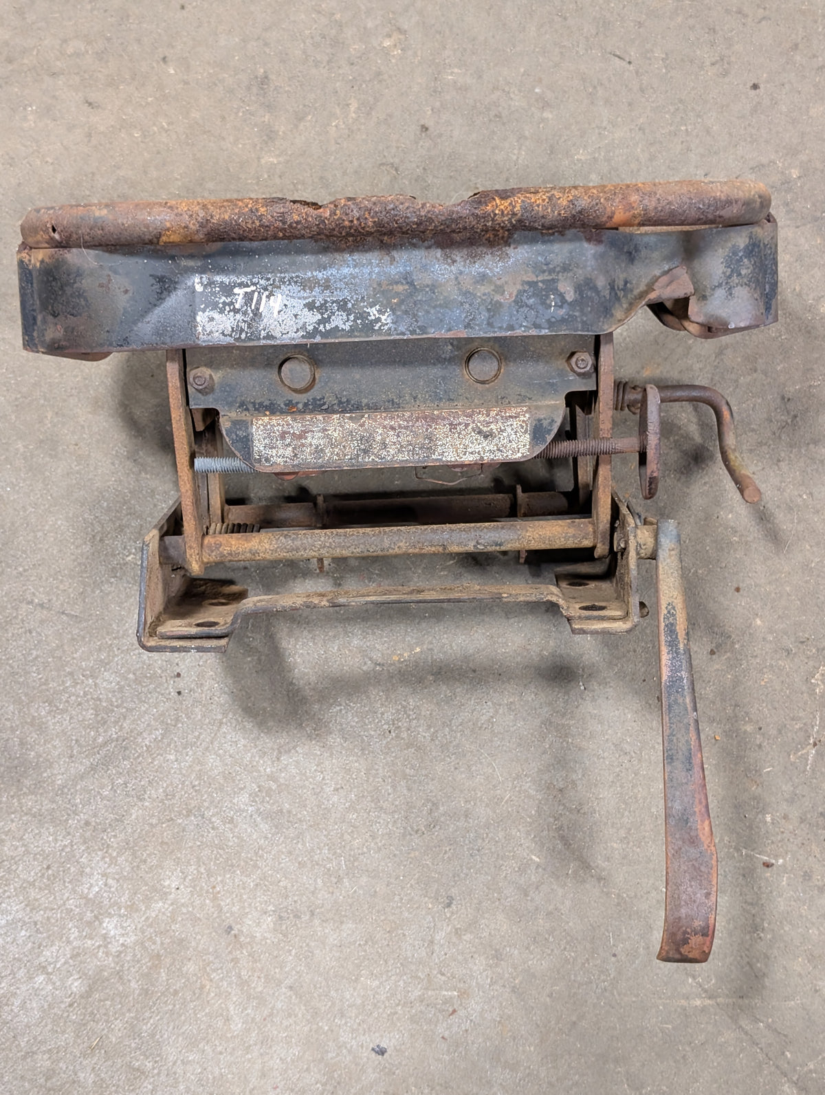 Mechanical Seat Suspension IH International 379319R93 USED