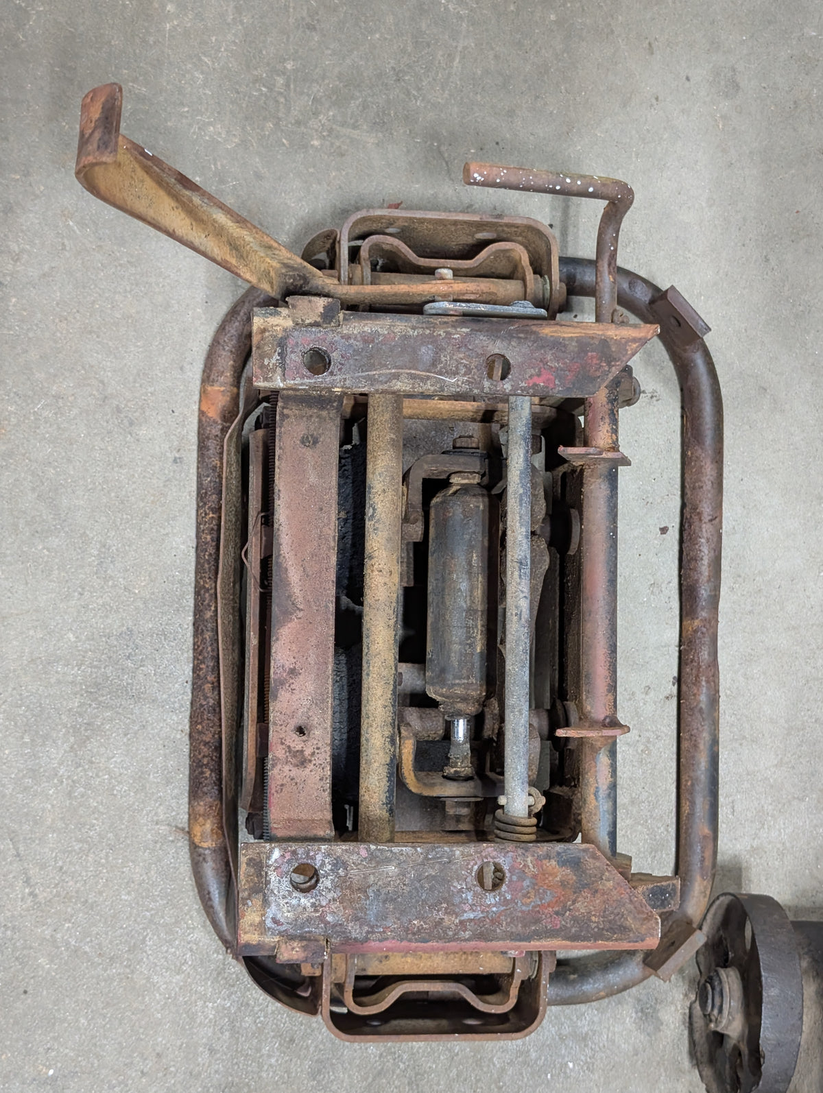 Mechanical Seat Suspension IH International 379319R93 USED