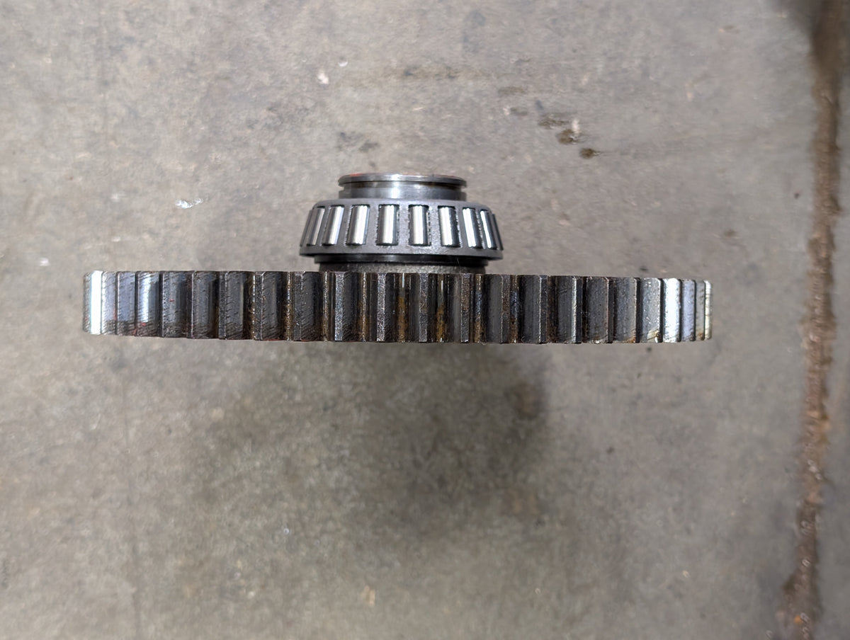 PTO Driven Gear IH International 528677R1 USED