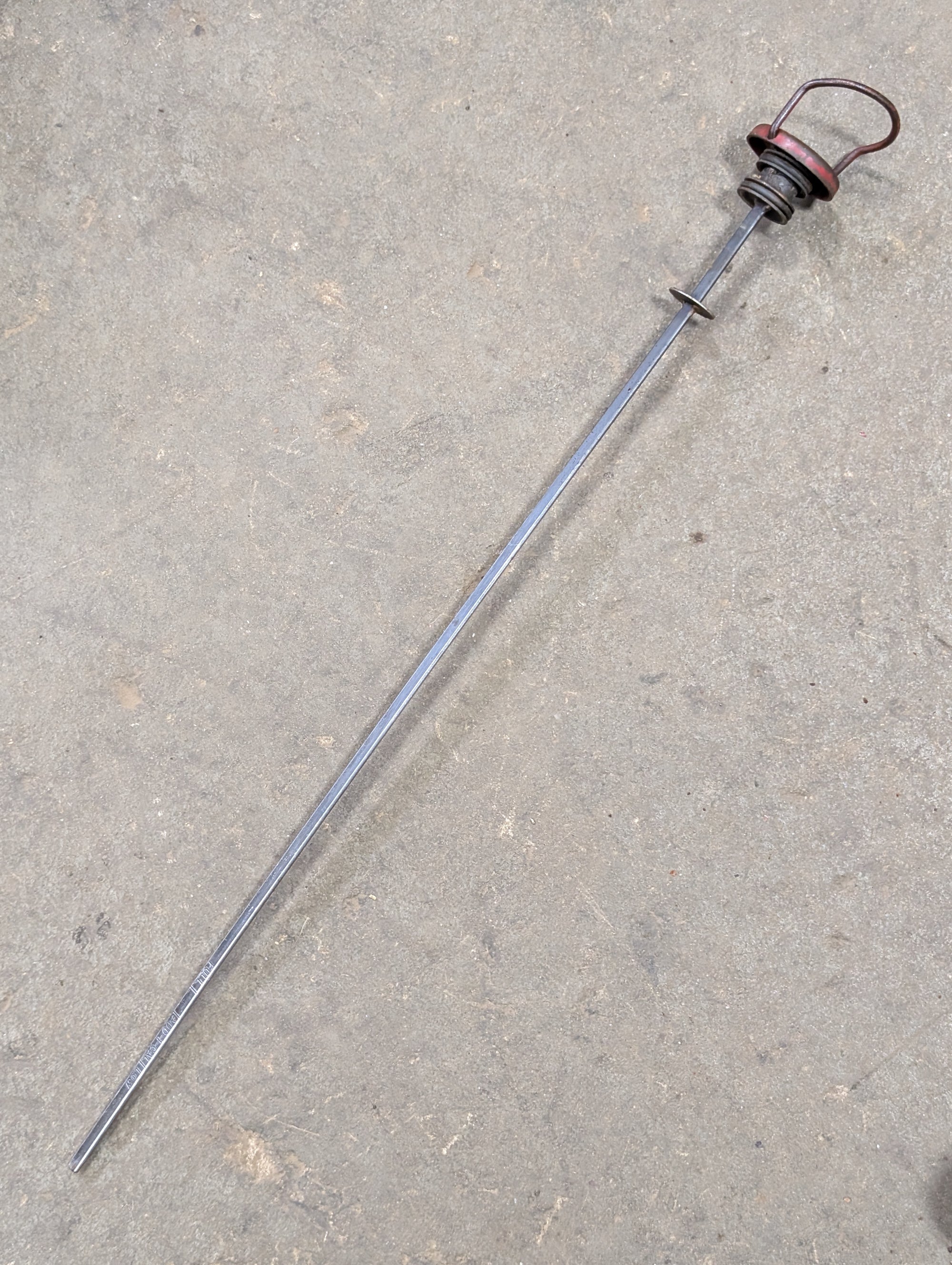 IH 826 Tractor Parts - Hines Red Tractor Parts
