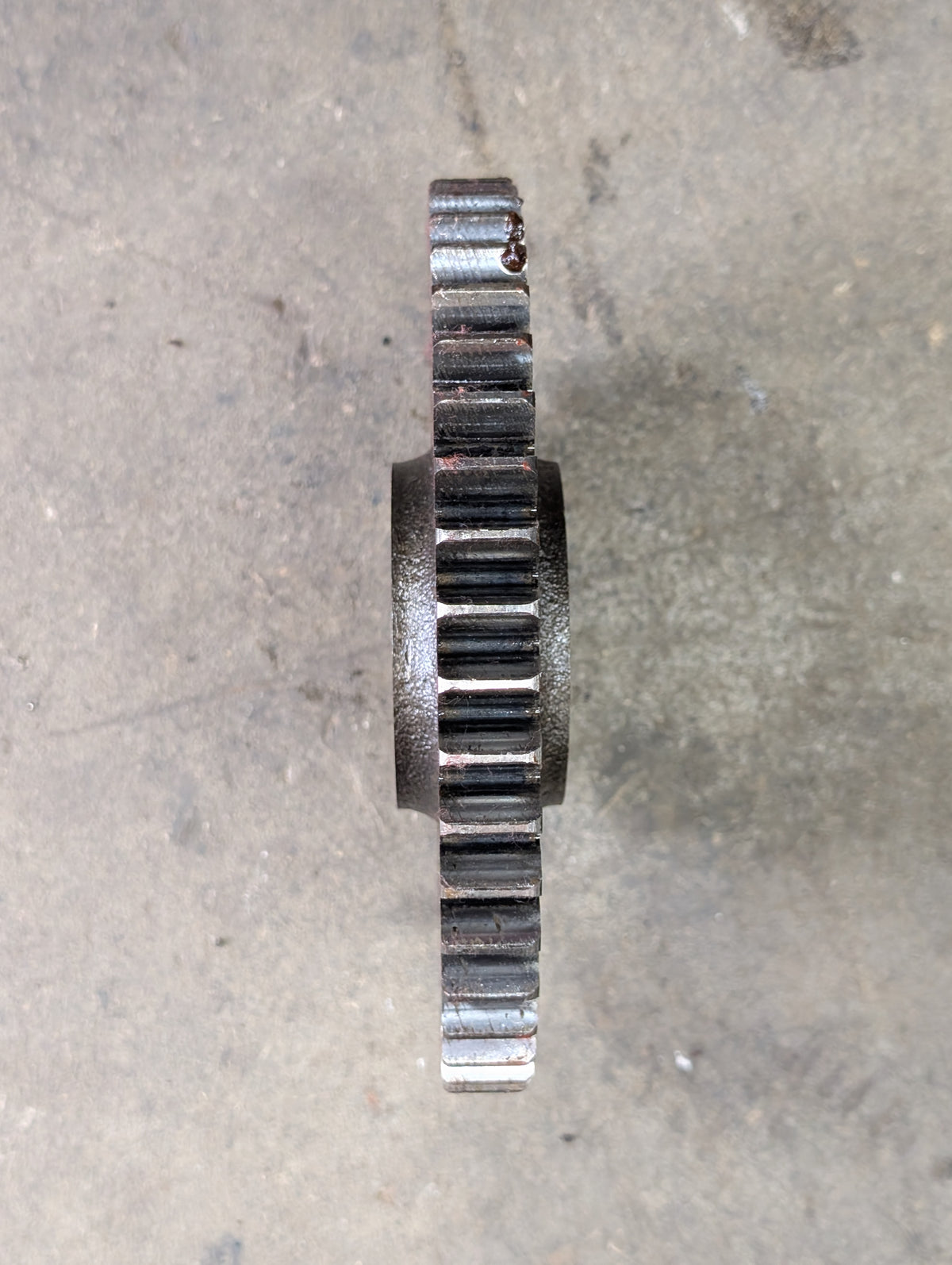 Constant Mesh Gear IH International 528673R1 USED