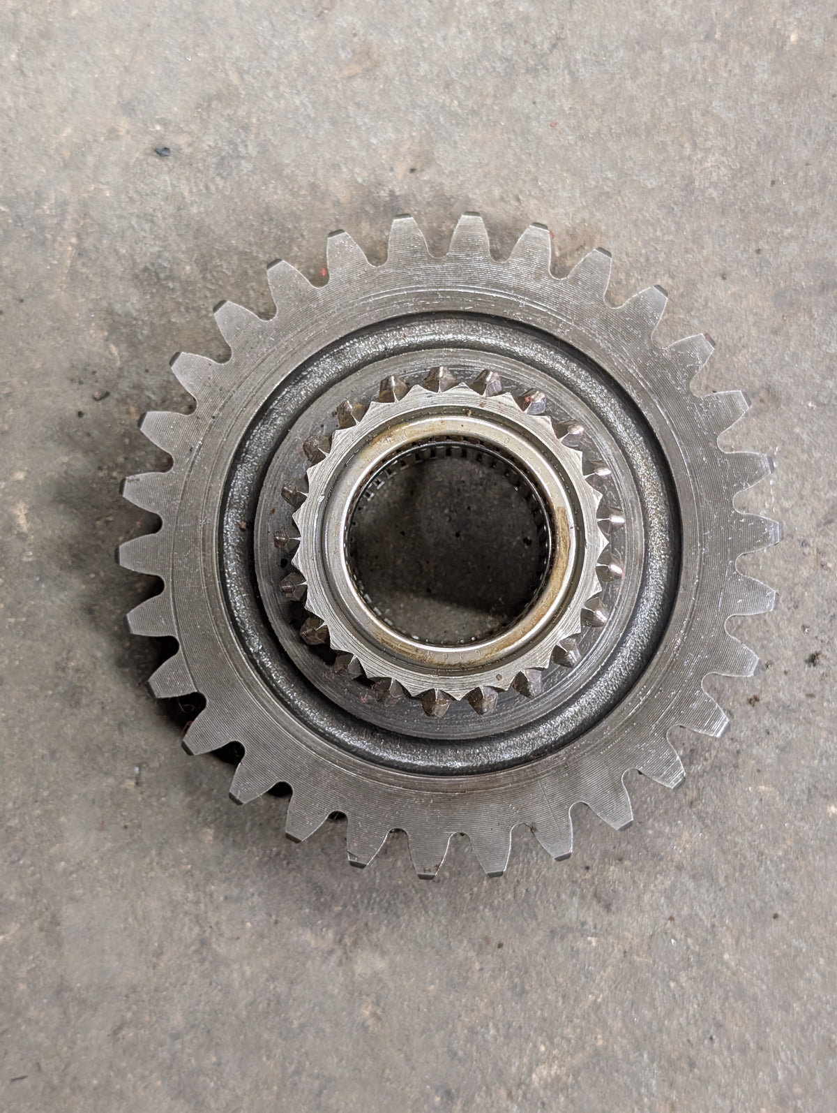 Reverse Idler Gear IH International 393523R1 USED
