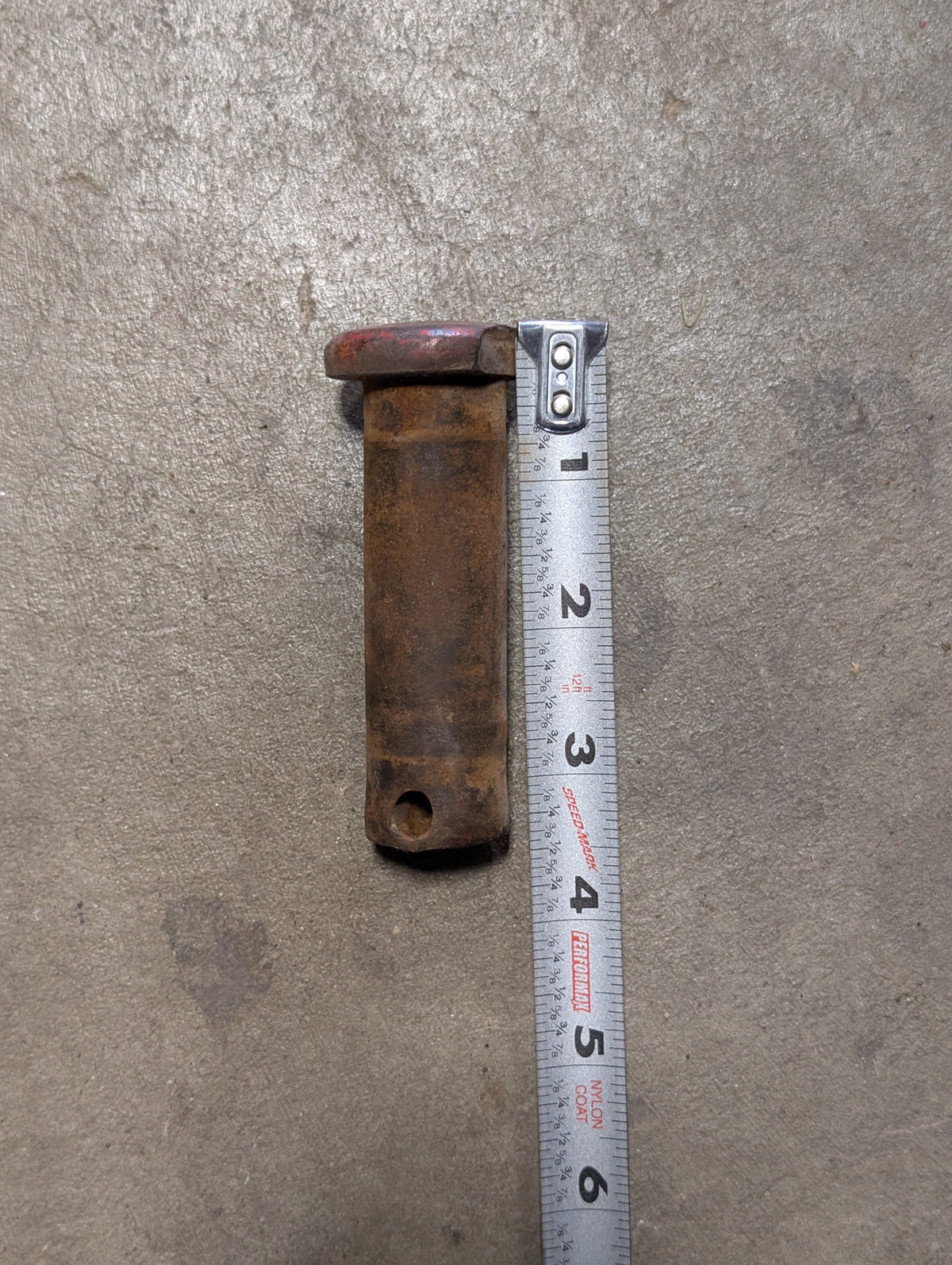 Levelling Screw Pin IH International 392915R1 USED