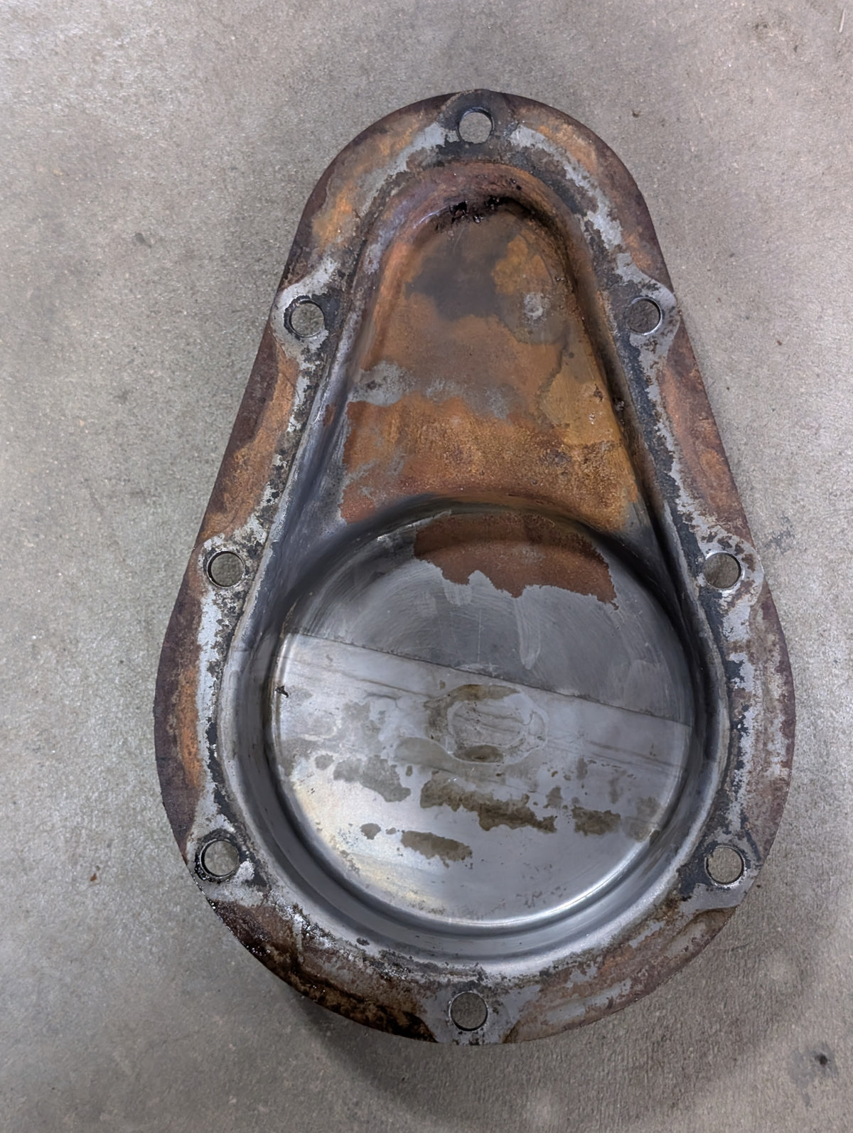 Hydraulic Oil Filter Housing IH International 382256R1 USED