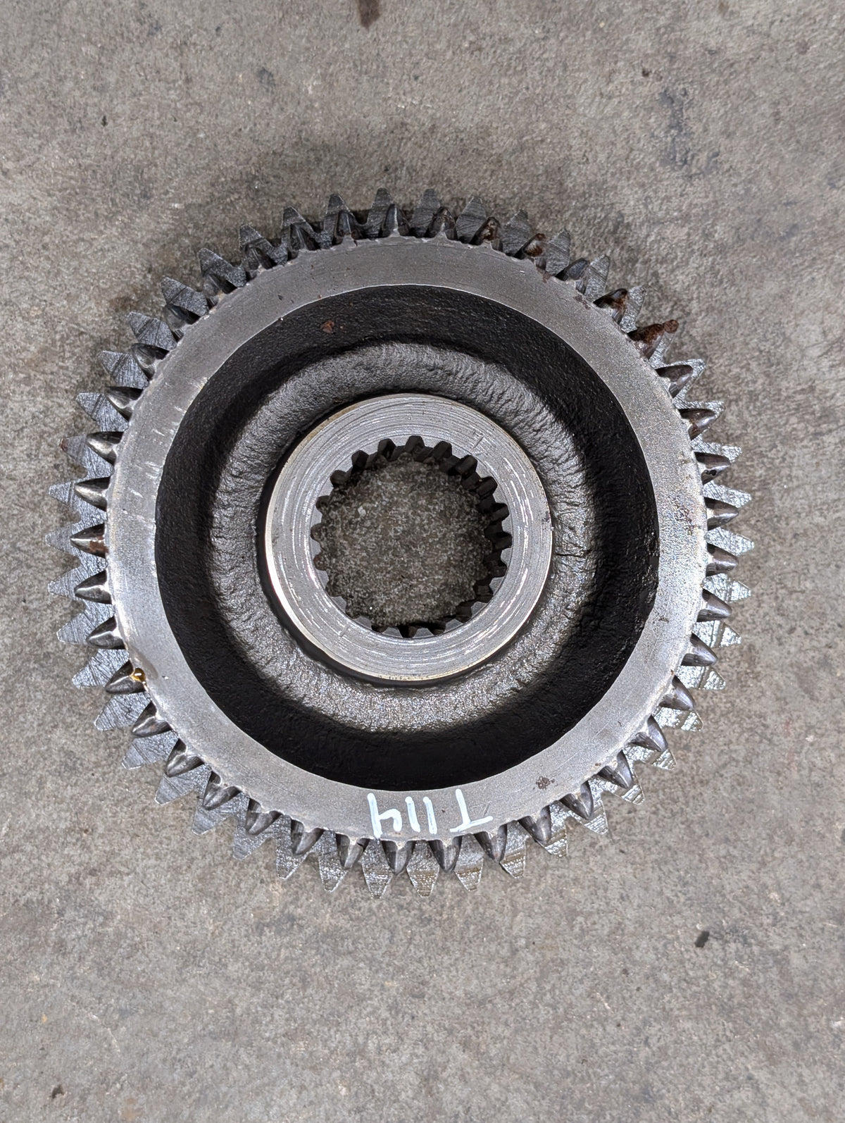 1st/2nd Slider Gear IH International 528674R1 USED