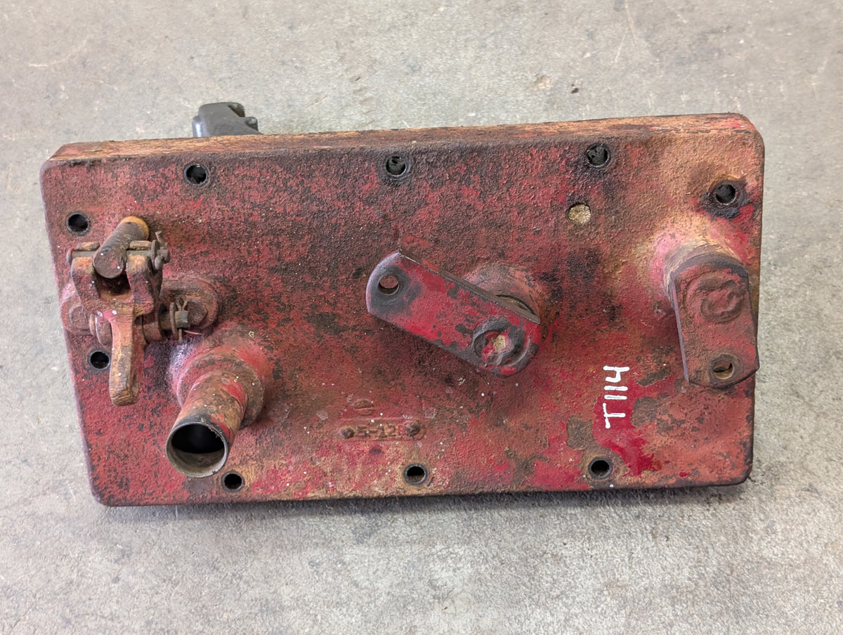 Range Cover & Shifting Assembly IH International 398298R41 USED