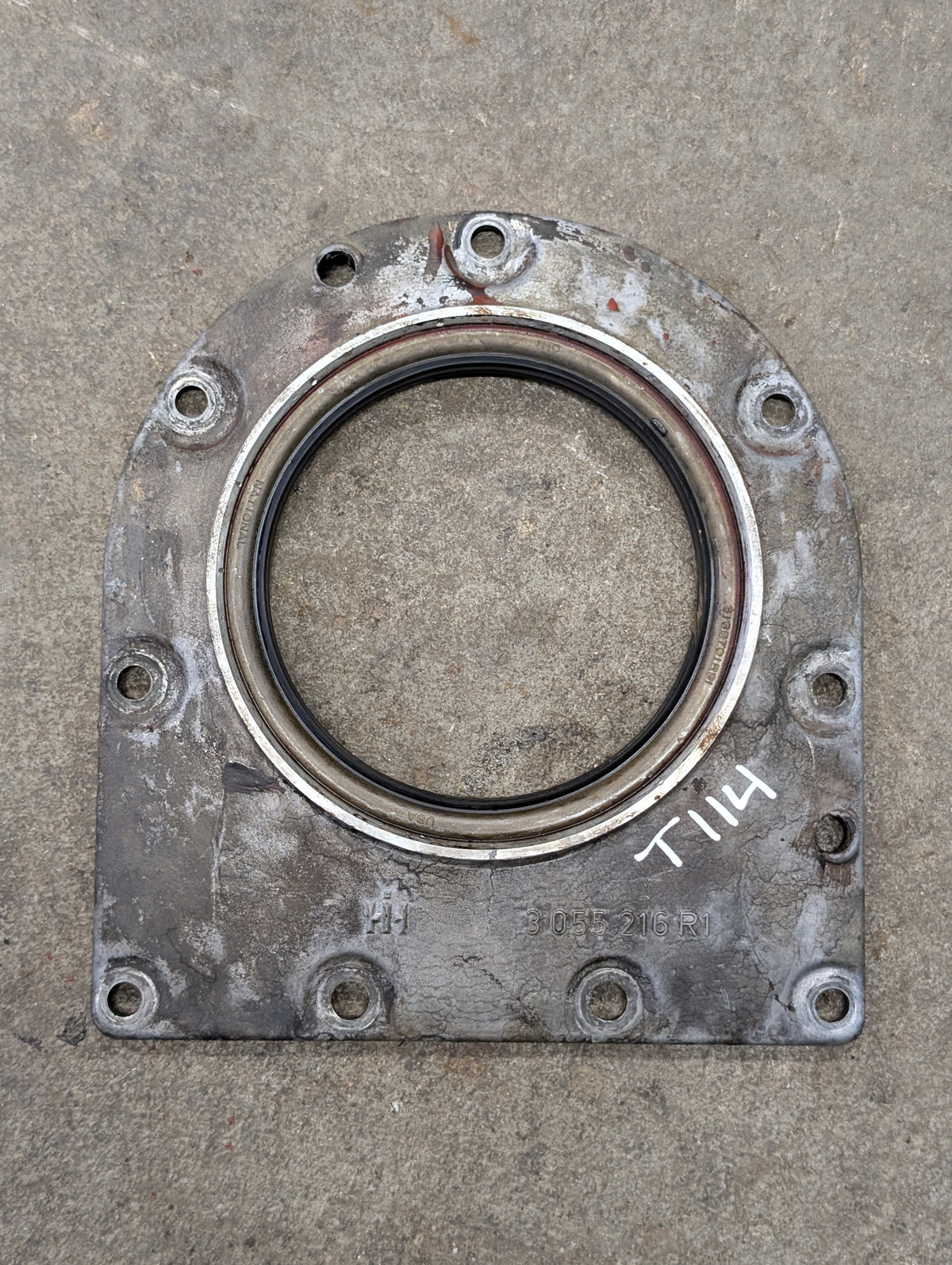 Crankshaft Seal Retainer IH International 3055216R1 USED