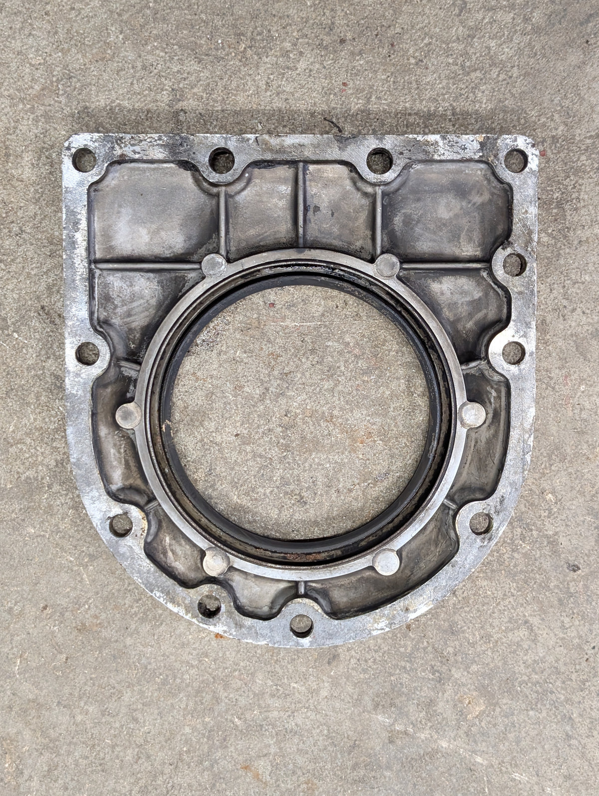 Crankshaft Seal Retainer IH International 3055216R1 USED