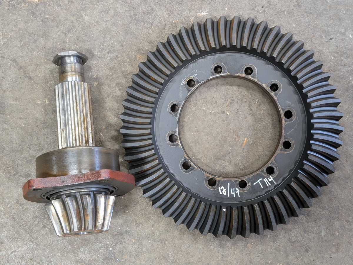 Ring & Pinion IH International 395828R91 395013R1 USED