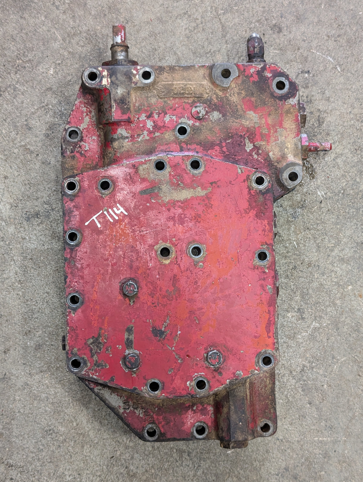 MCV Multiple Control Valve IH International 391945R93 391945R94 USED