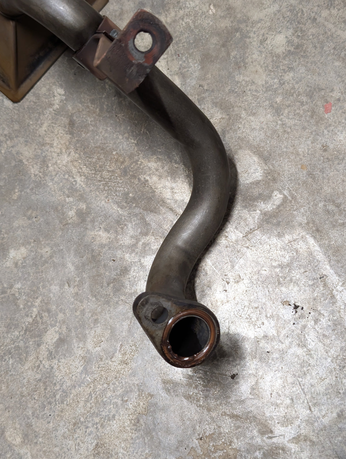 Engine Oil Suction Tube IH International 3132793R92 USED