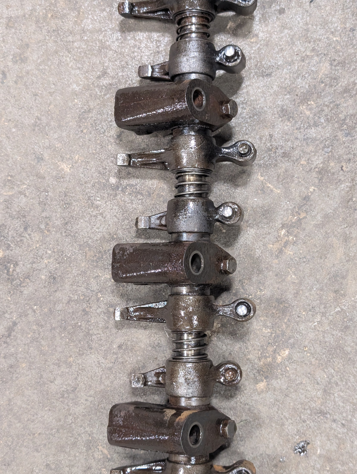 Rocker Arm Assembly IH International 3055071R31 3132292R91 3132293R91 3055077R6 USED
