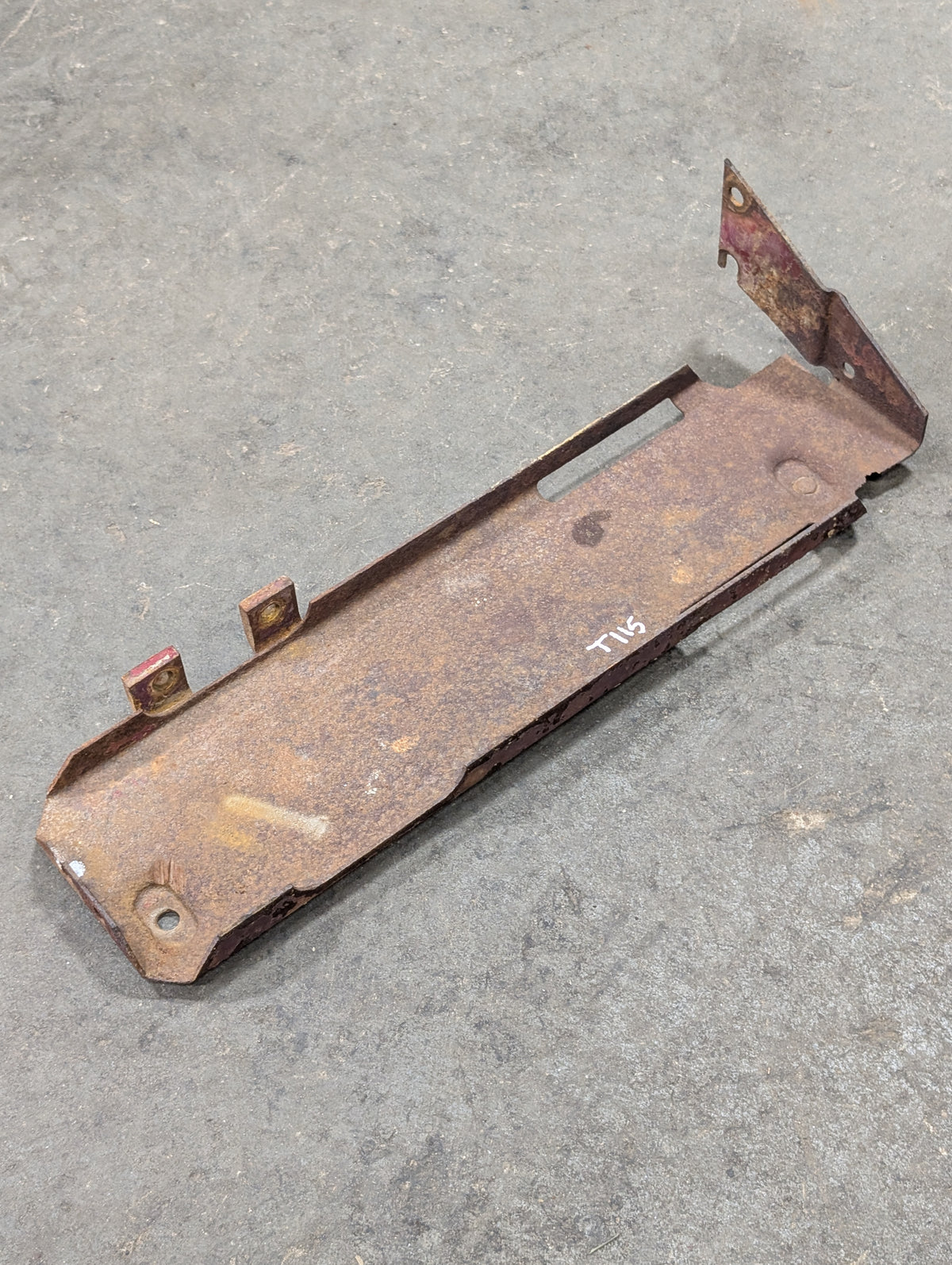 Right Battery Tray IH International 399055R1 USED