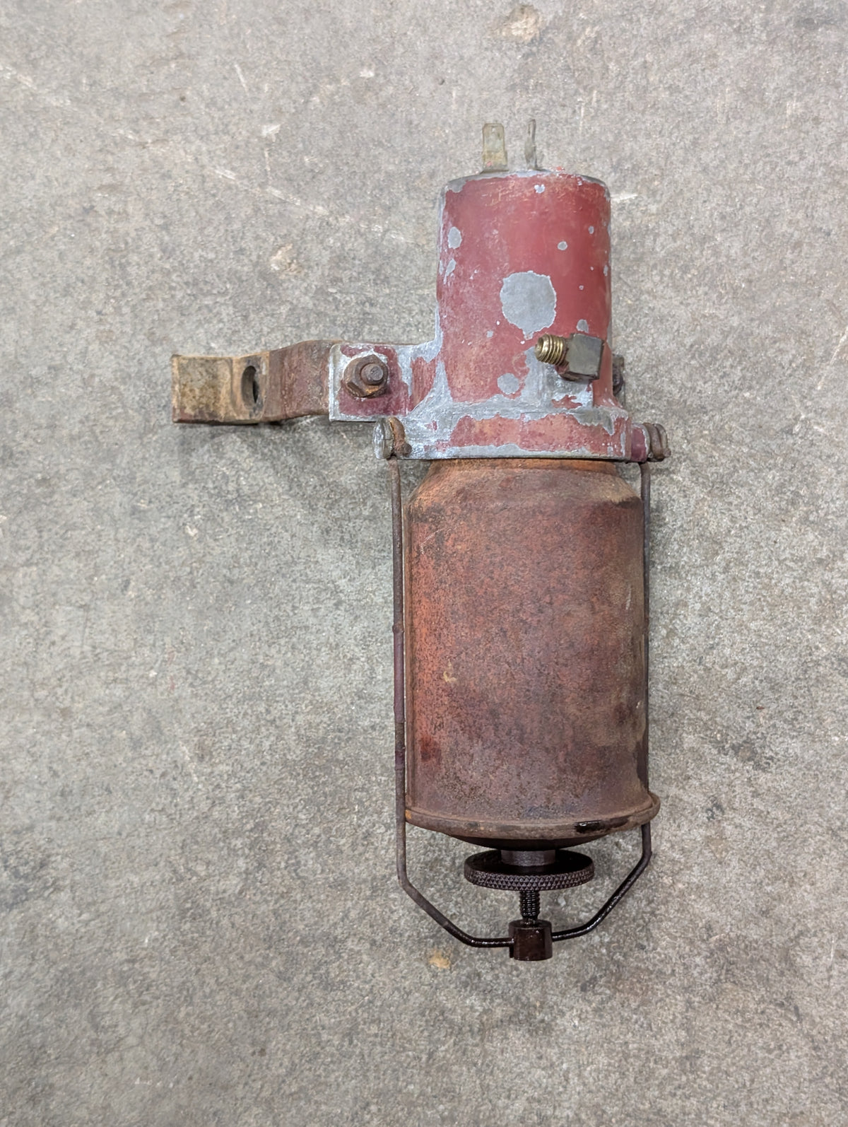 Ether Solenoid & Bracket IH International 395072R1 393719R91 USED