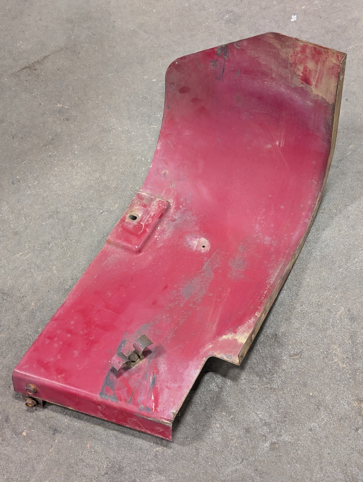 Lower Left Heat Shield IH International 386117R31 USED