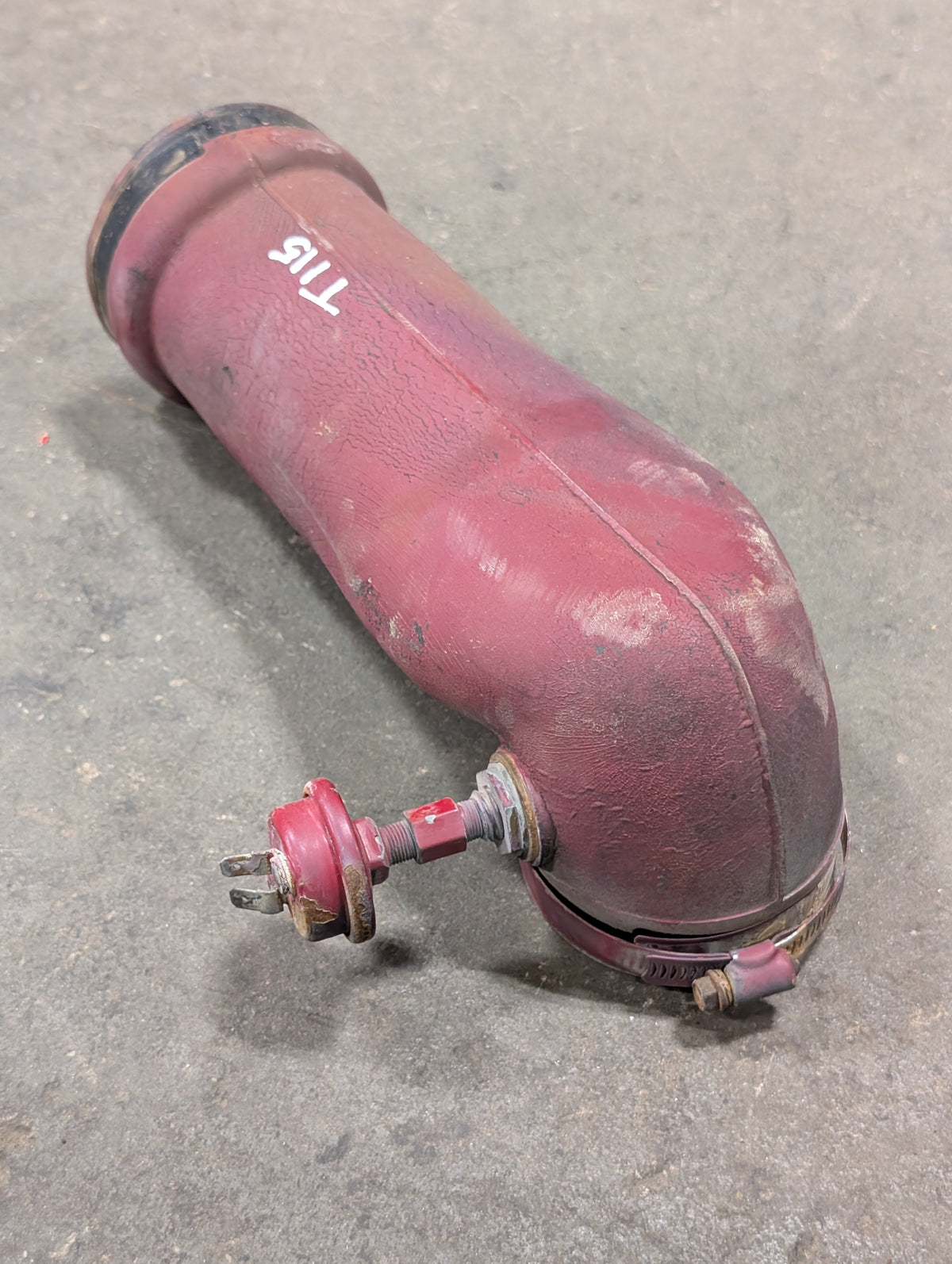 Air Intake Hose IH International 389912R3 USED