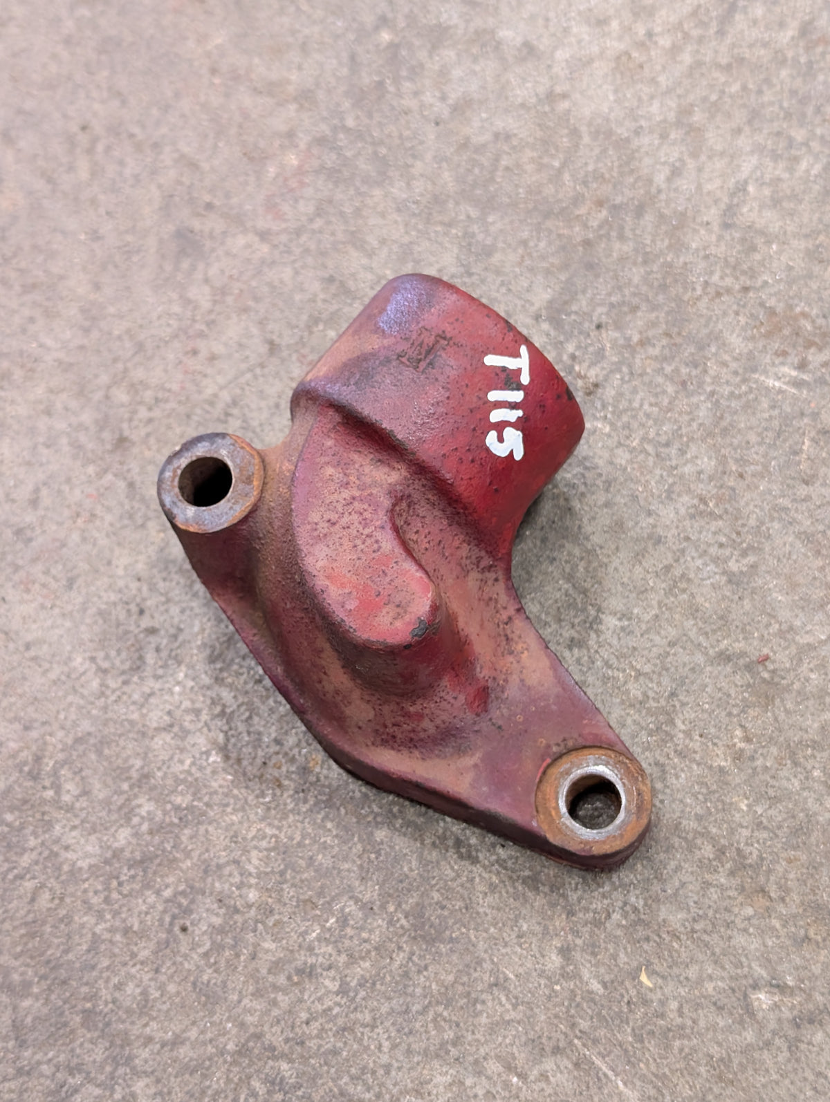 Engine Oil Elbow IH International 607262C1 USED