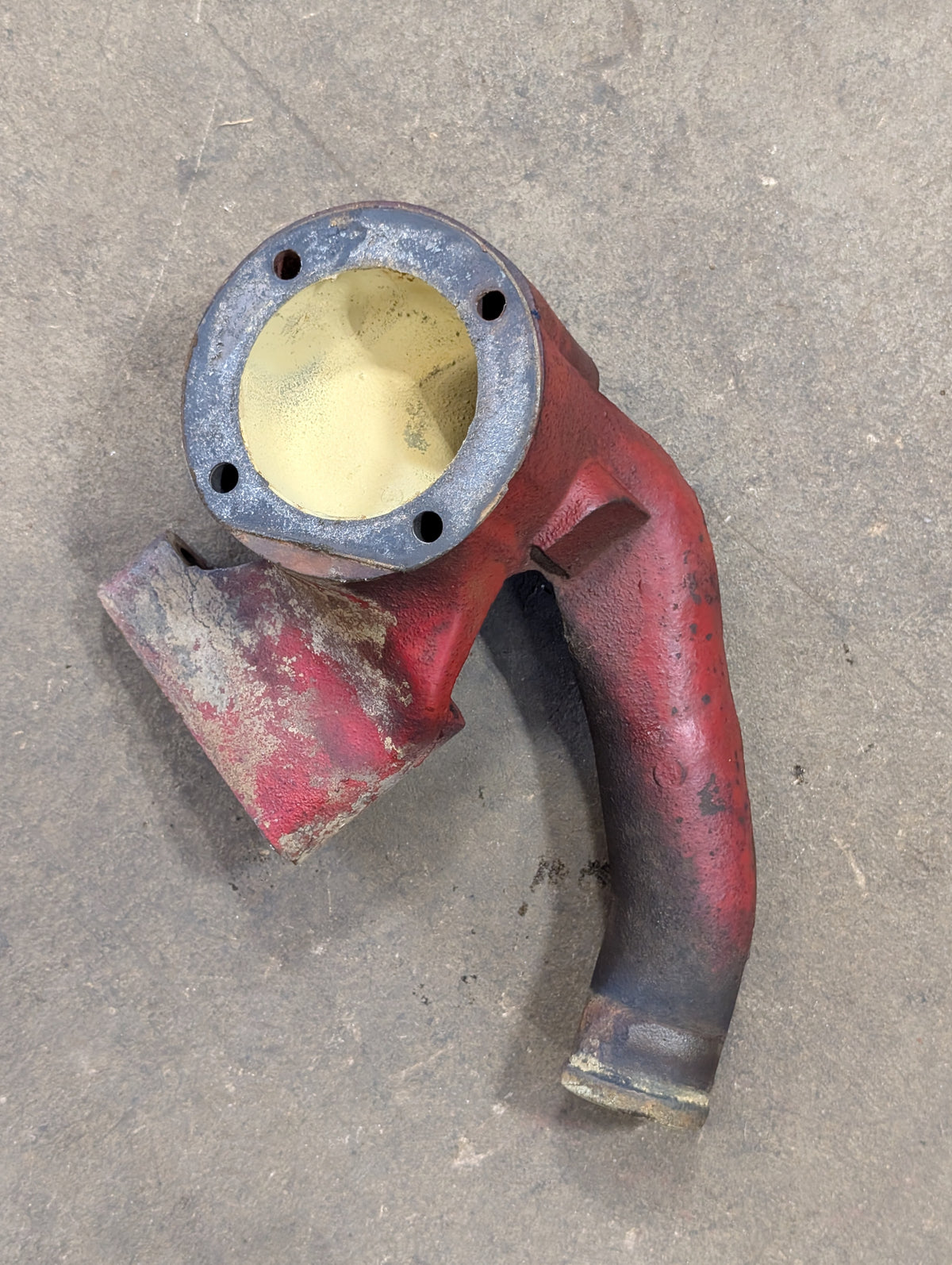 Oil Cooler Header IH International 607254C2 USED