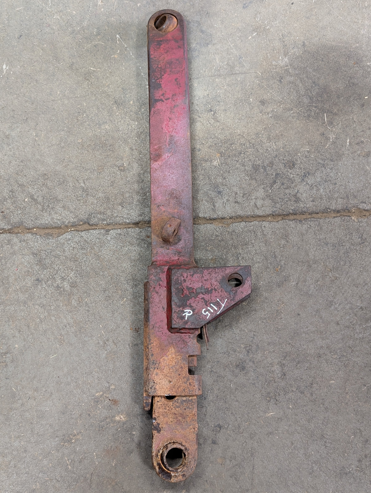 Cat 2 Right Lower Link Hitch Arm IH International 398252R92 398372R11 USED