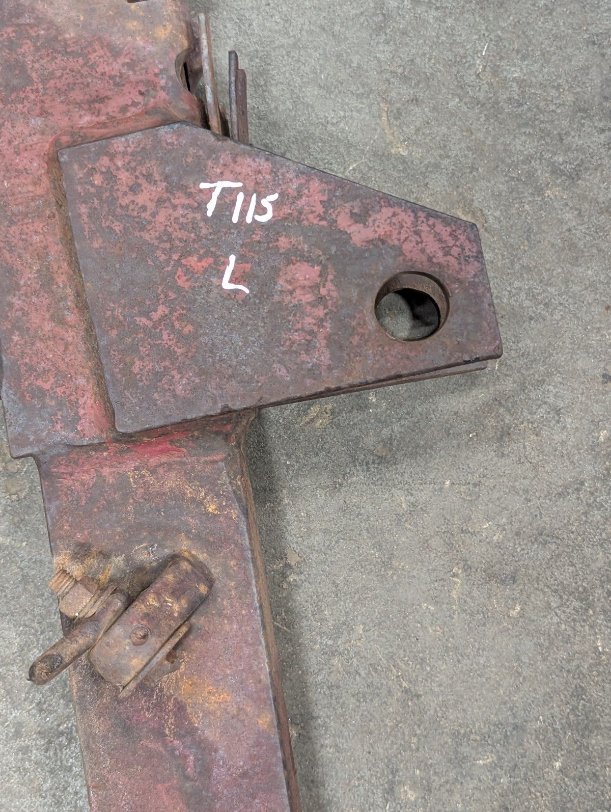 Cat 2 Left Lower Link Hitch Arm IH International 398251R92 398371R11 USED