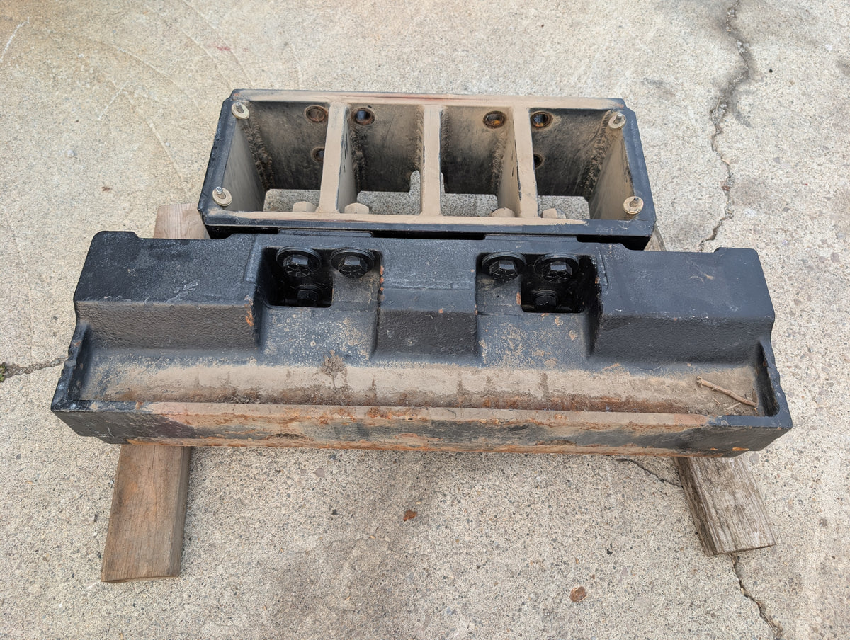 Front Weight Bracket Case IH 1342127C2 1968026C2 USED
