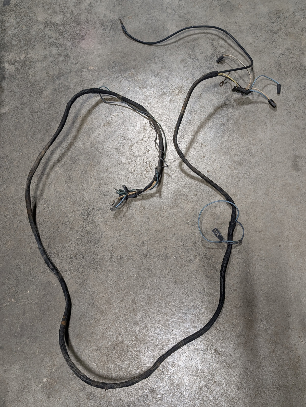 Front Main Wiring Harness IH International 405278R1 USED