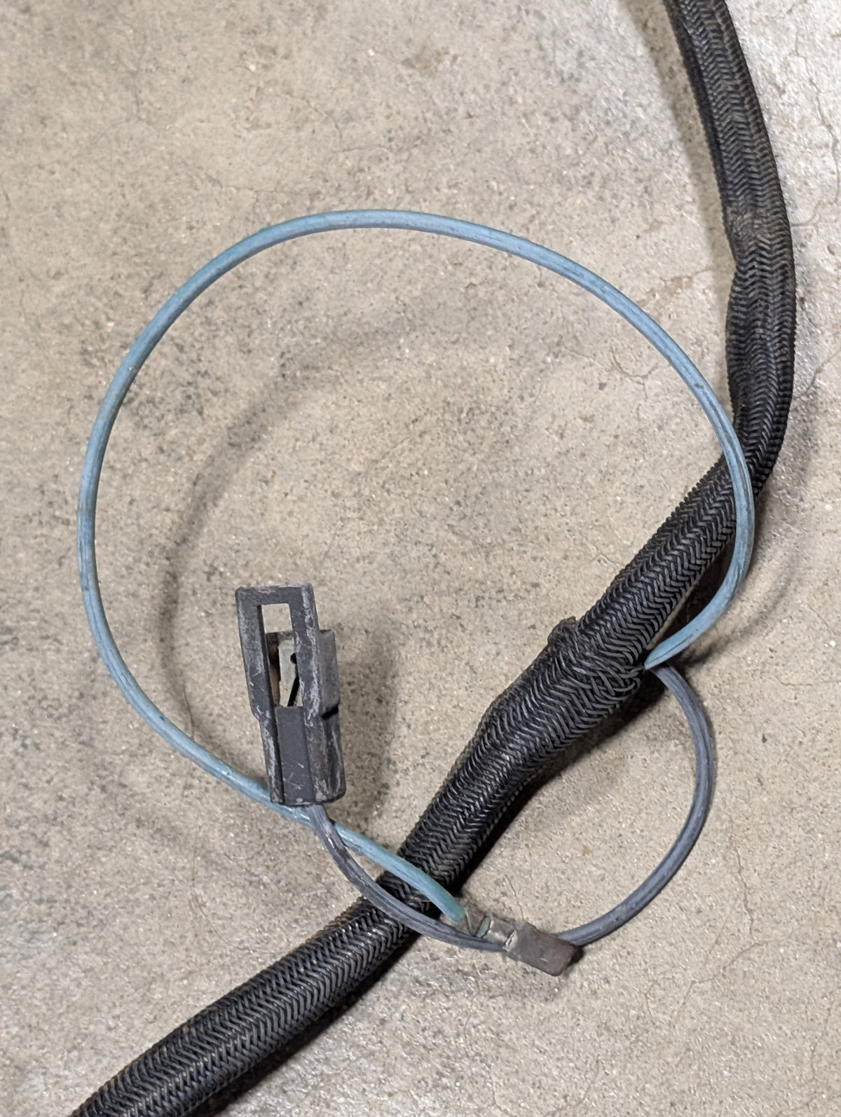Front Main Wiring Harness IH International 405278R1 USED