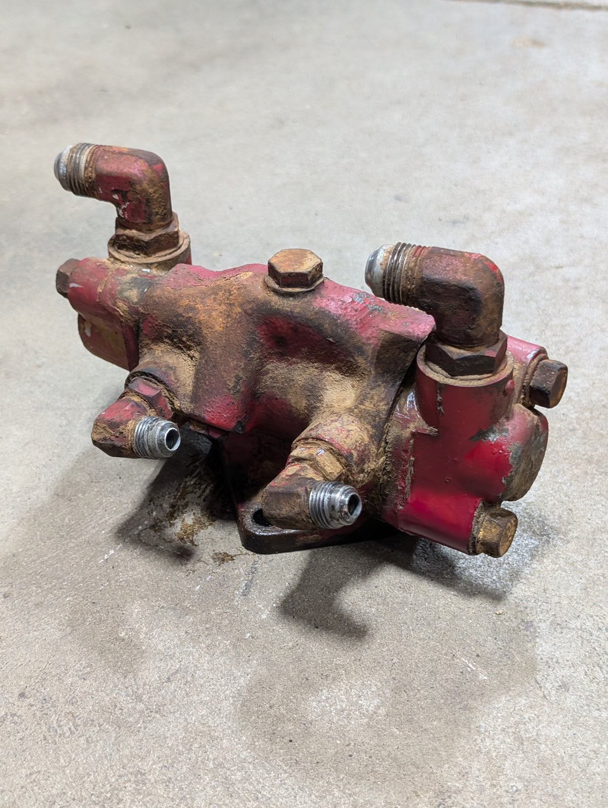 Power Steering Pilot Valve IH International 527492R91 396726R91 USED