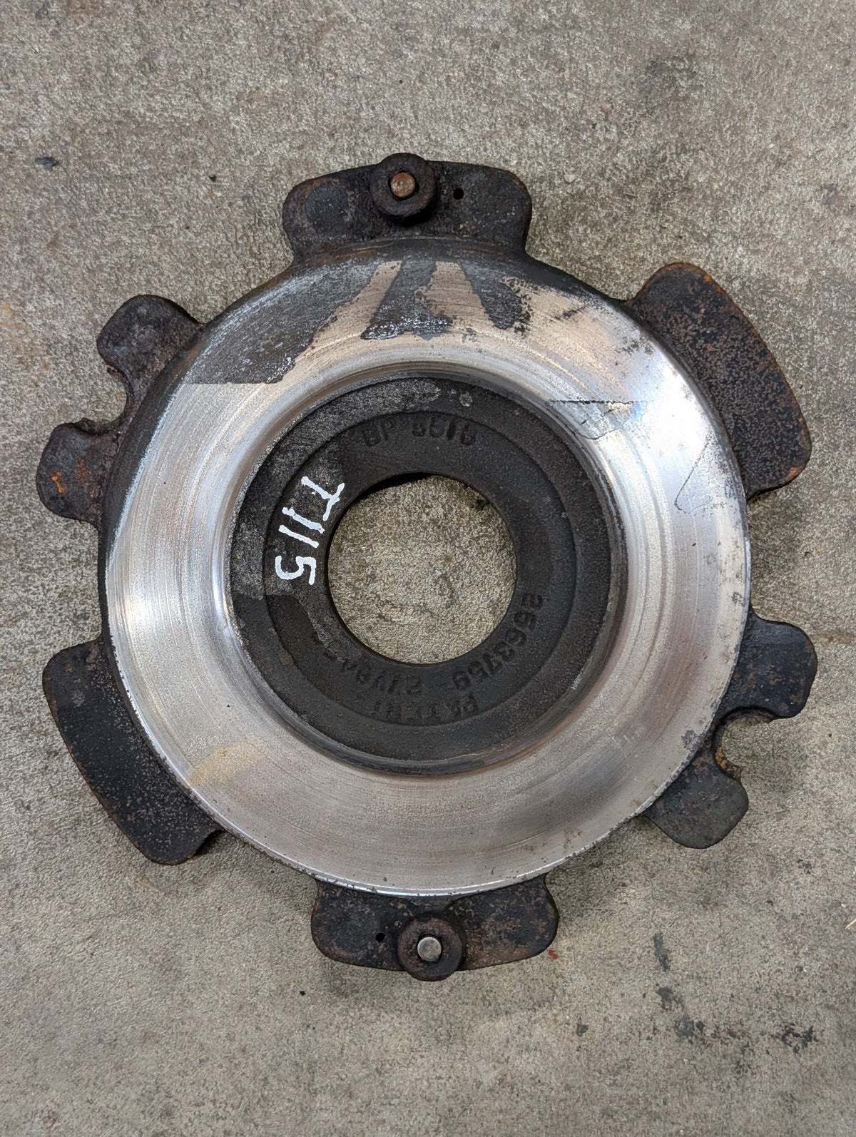 Primary Brake Plate IH International 392776R21 USED