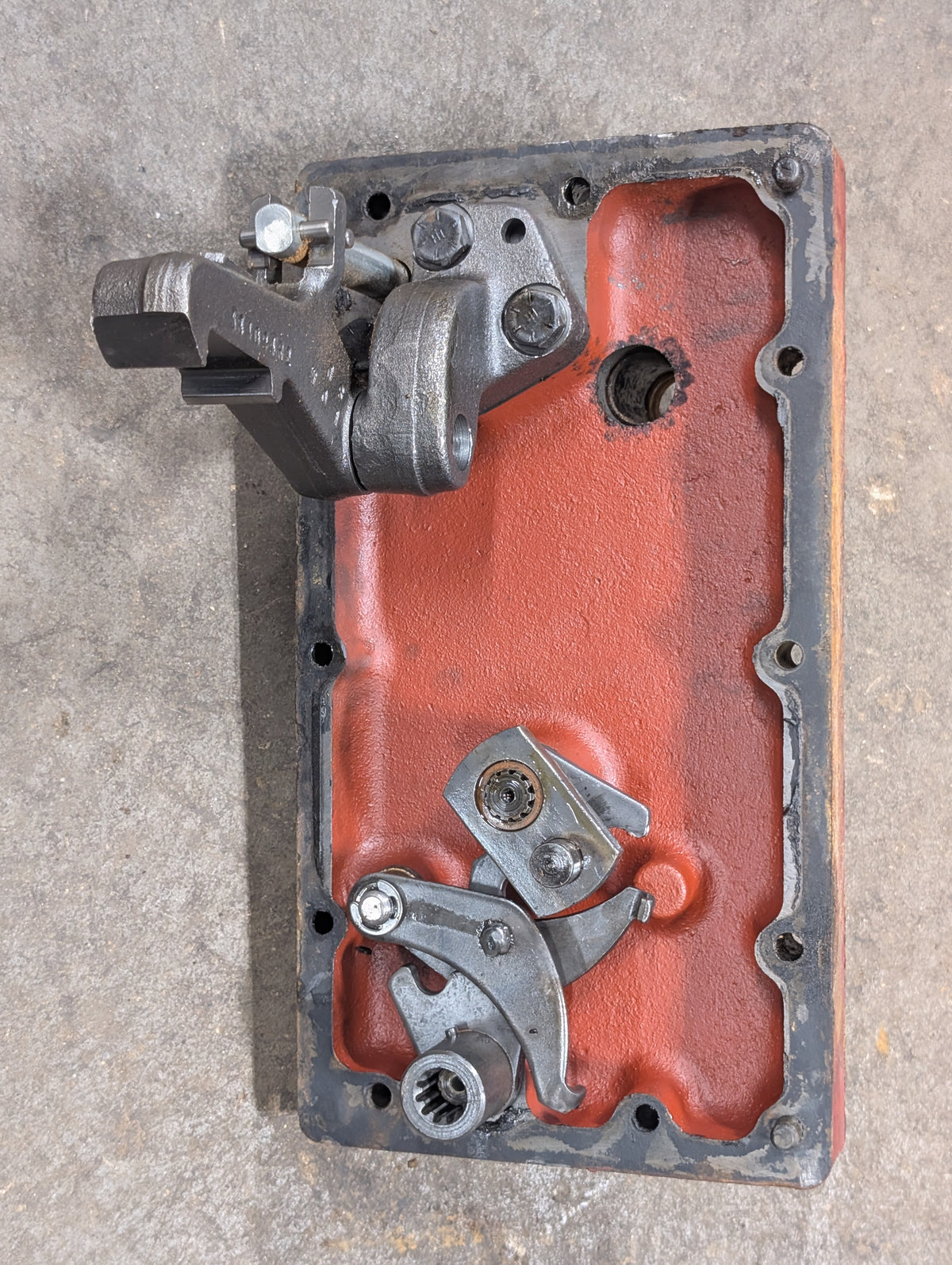 Range Cover & Shifting Assembly IH International 398298R41 USED