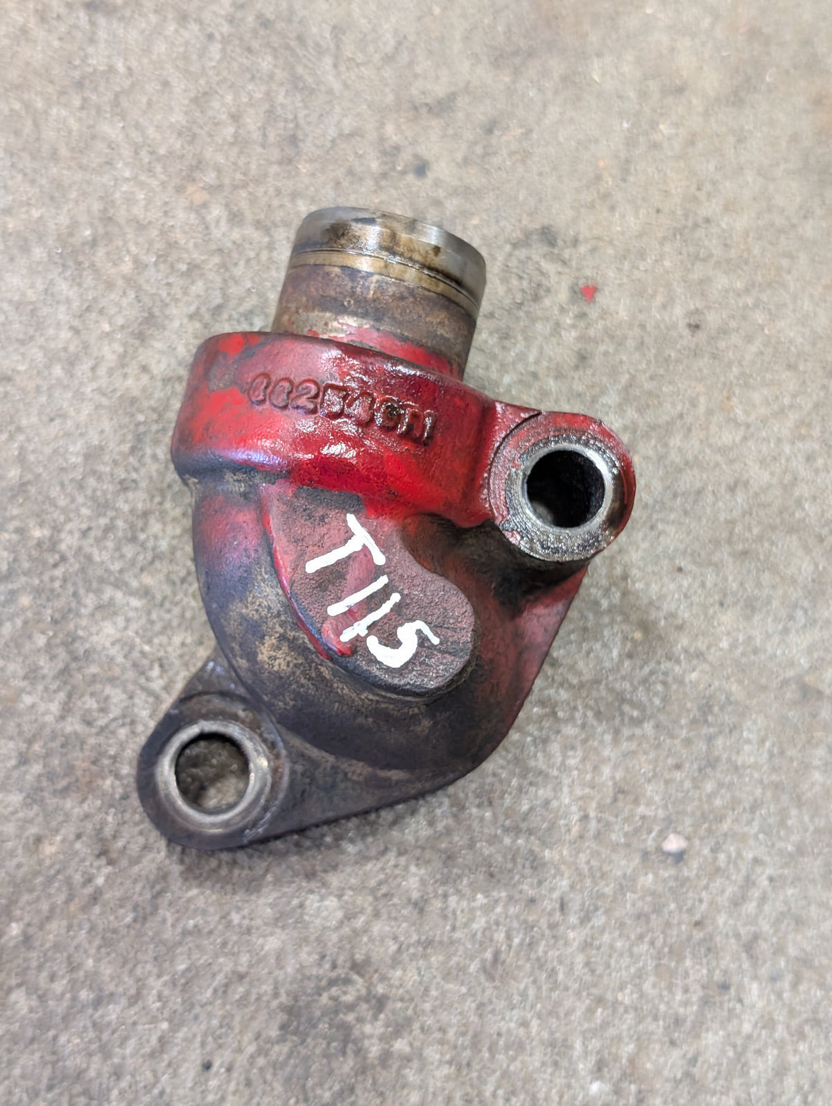 Engine Oil Outlet Elbow IH International 332543R1 USED