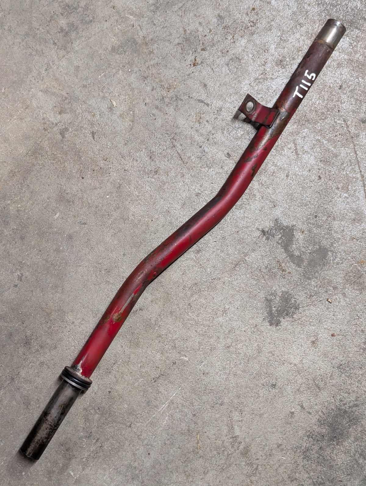 Breather Outlet Tube IH International 328957R11 USED