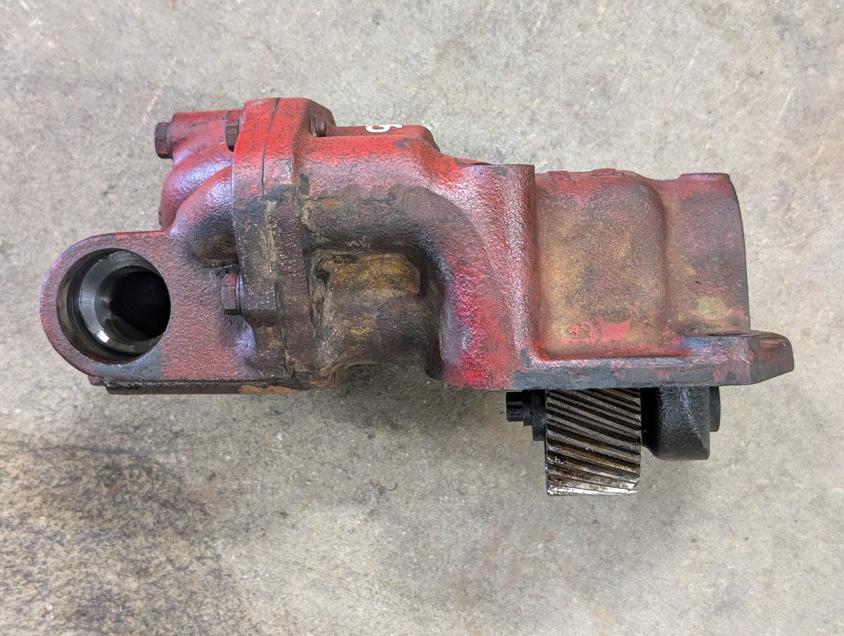 Oil Pump IH International 601243C92 332521R1 USED