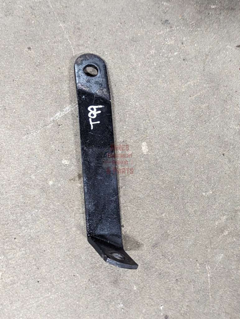 Air Cleaner Brace Ih International 148898C2 Used Power