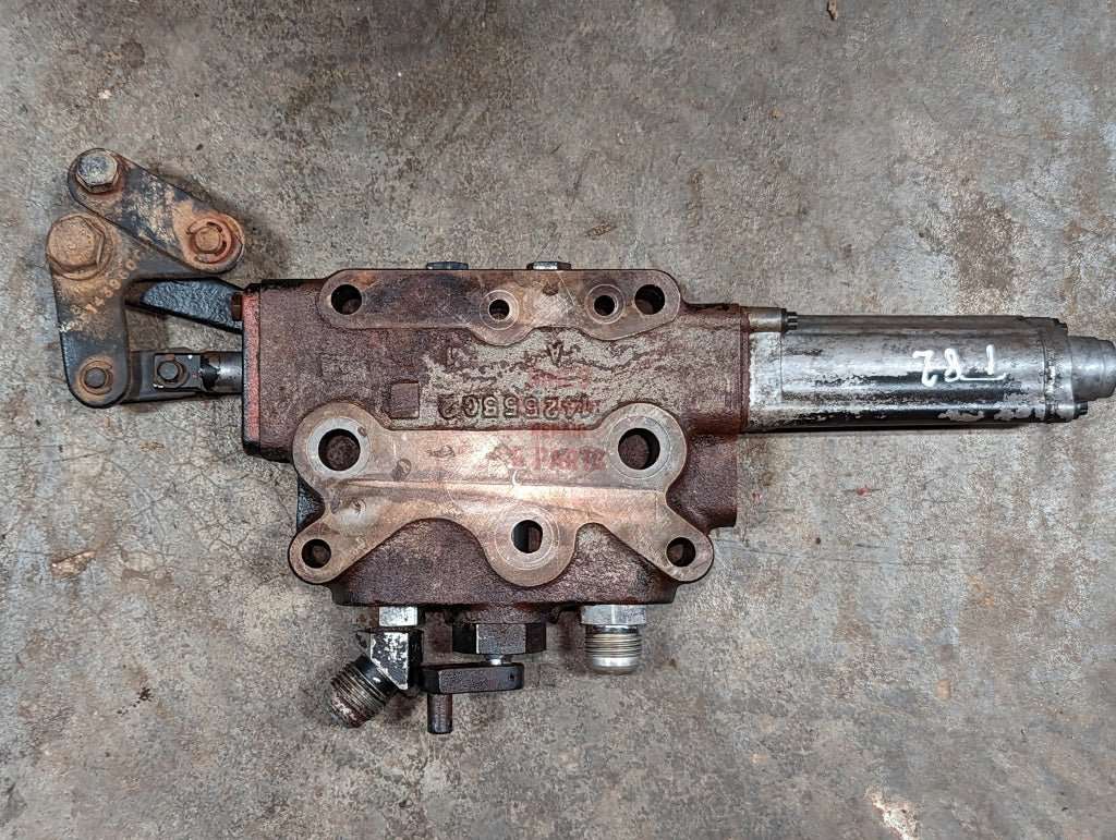 Auxiliary Remote Valve IH International 142552C99 1285880C91 USED - Hines Equipment Repair & Parts