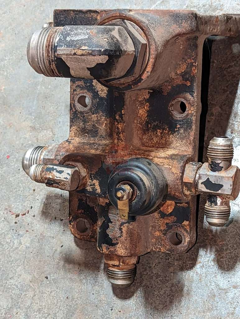 Auxiliary Valve Mounting Plate IH International 224406C1 USED - Hines Equipment Repair & Parts