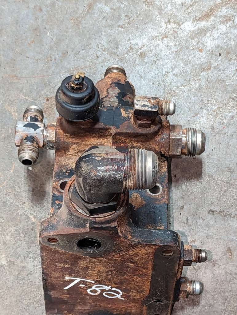 Auxiliary Valve Mounting Plate IH International 224406C1 USED - Hines Equipment Repair & Parts