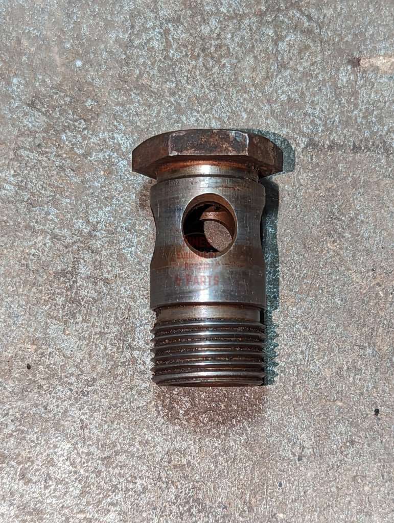 Banjo Bolt IH International 378169R1 USED - Hines Equipment Repair & Parts