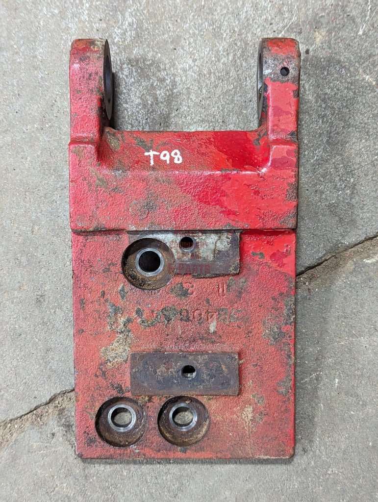 Brake Valve Mounting Adapter IH International 384084R1 USED - Hines Equipment Repair & Parts