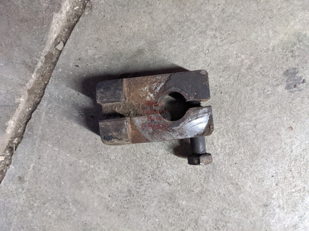 1st Reverse Lever Hub IH International 119078C1 USED - Hines Equipment Repair & Parts