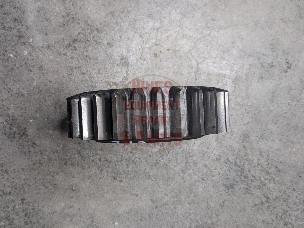 1st Speed Drive Gear IH International 380090R1 390259R1 USED - Hines Equipment Repair & Parts