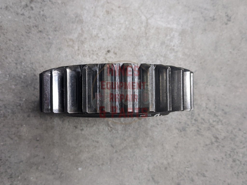 1st Speed Drive Gear IH International 380090R1 390259R1 USED - Hines Equipment Repair & Parts