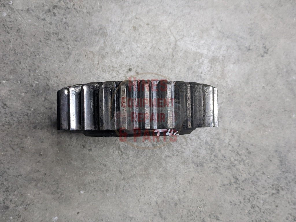 1st Speed Drive Gear IH International 380090R1 390259R1 USED - Hines Equipment Repair & Parts