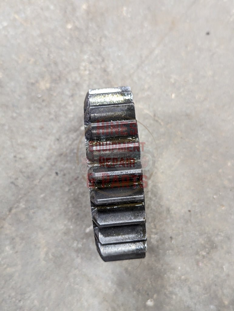 1st Speed Drive Gear IH International 388148R1 USED - Hines Equipment Repair & Parts