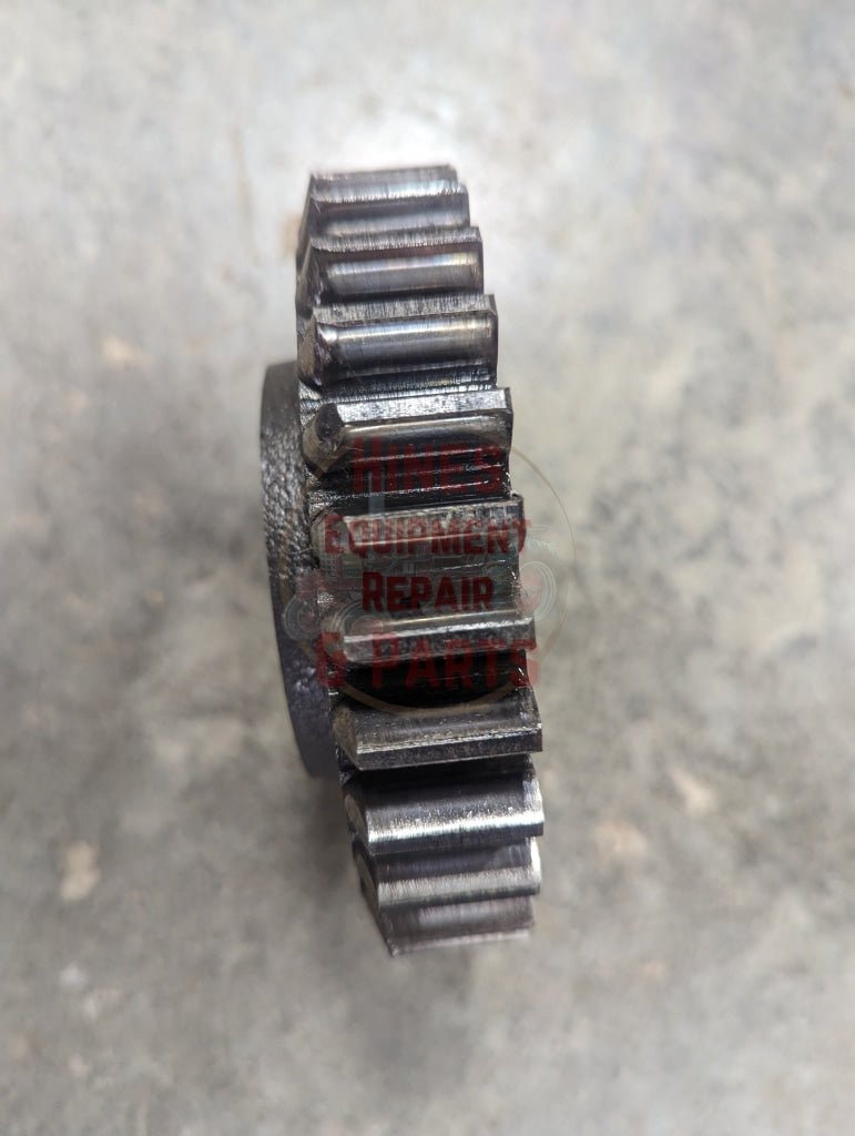 2nd Speed Drive Gear IH International 380088R1 390258R1 USED - Hines Equipment Repair & Parts